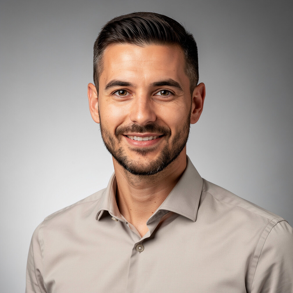 Studio portrait of a Portuguese male investigative reporter in his 30s
